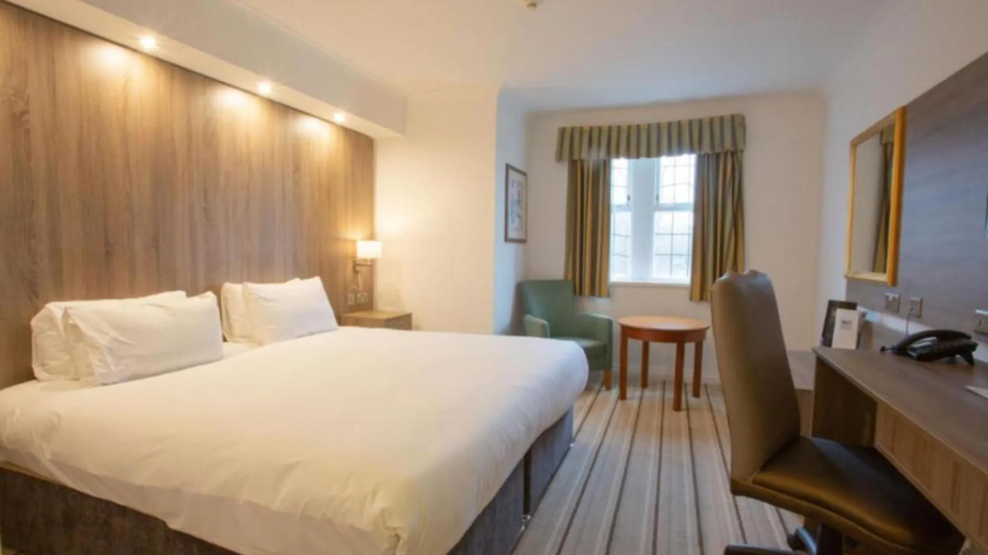 Tong Park Hotel 4*, Tong (West Yorkshire)