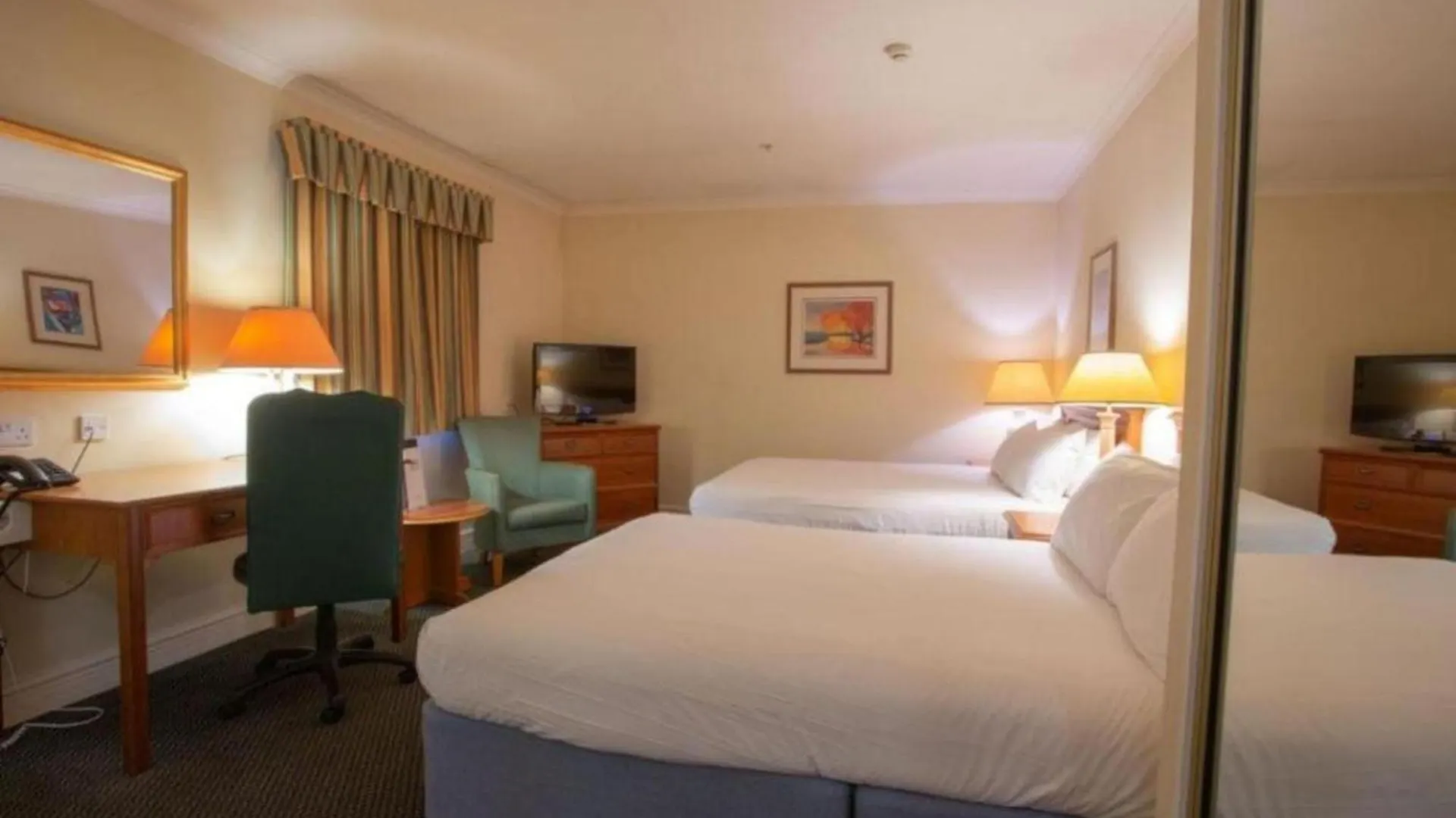 Tong Park Hotel 4*, Tong (West Yorkshire)
